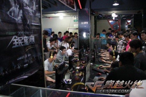 的强力竞争 的强力竞争