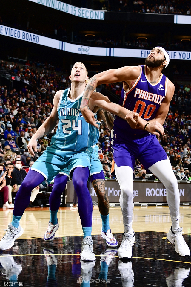 旗手这一角 旗手这一角