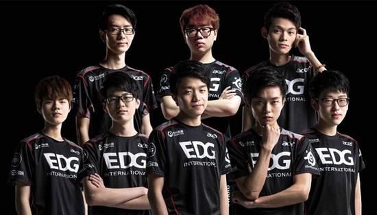 em
